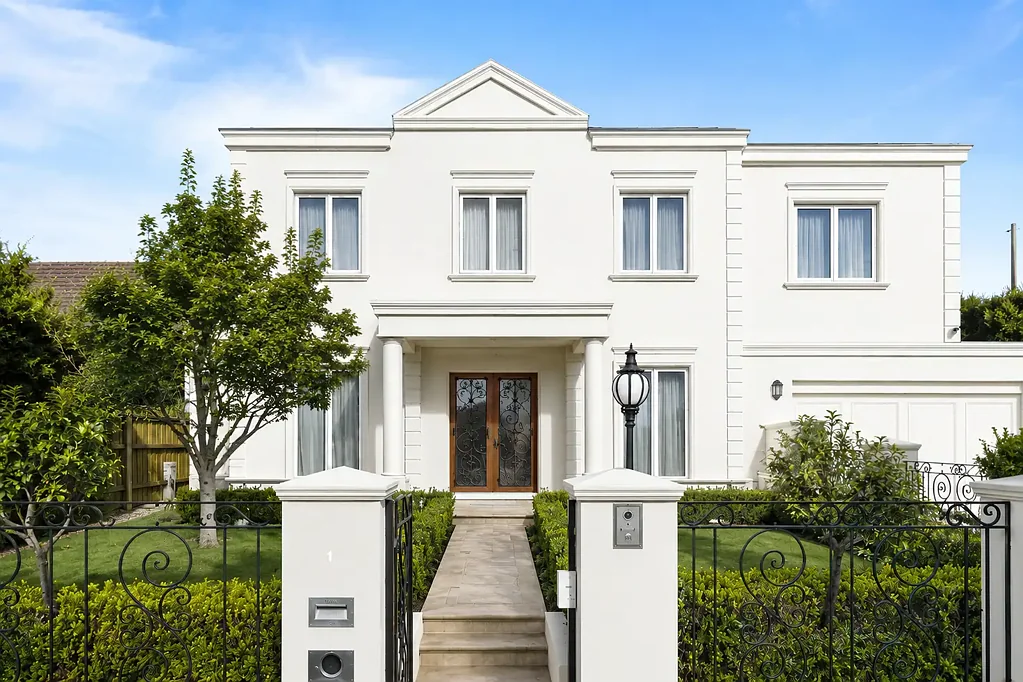 Balwyn North 5ห้องนอน City views, prestige and sophistication