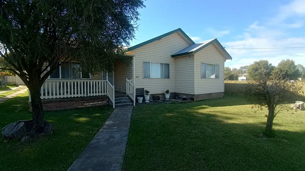 162 Thornton Street, Wellington, NSW 2820