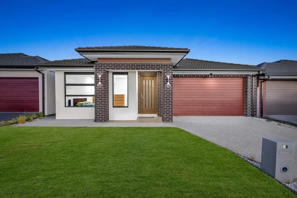 Clyde North 4ਬੈੱਡਰੂਮ Modern Luxury | Solar-Powered Family Living | Premium Upgrades Throughout