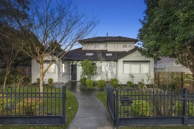 Mount Waverley 5 Slaapkamer Family Excellence in the Mount Waverley School Zone