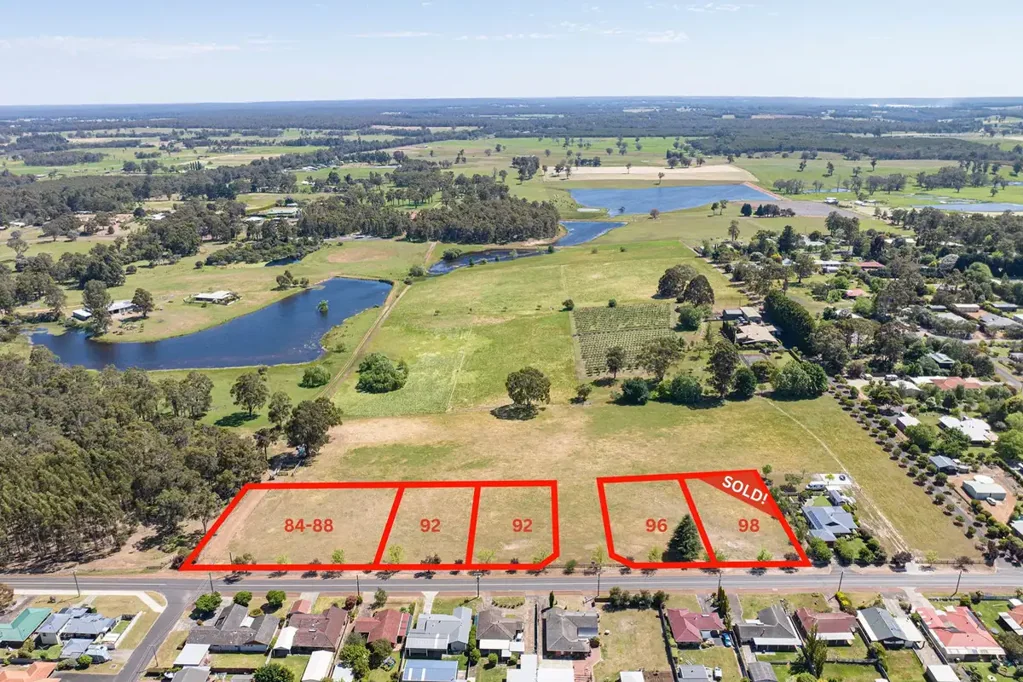 Manjimup  Discover the Beauty of Velvet Ridge – Only 4 Blocks Remaining!