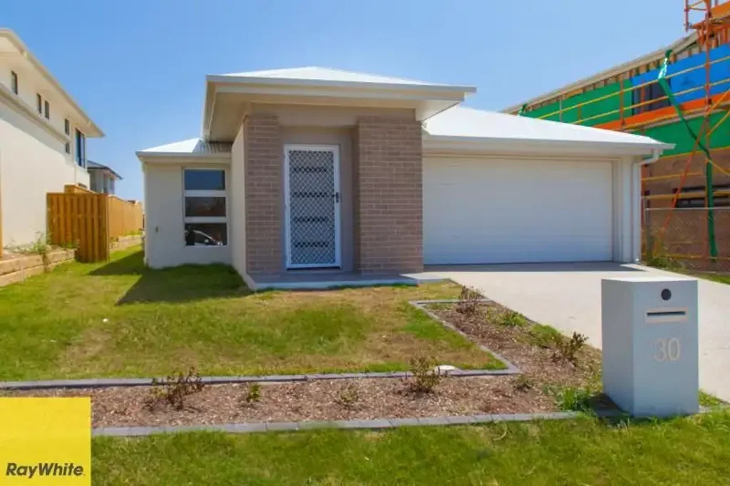 NEAR NEW 4 BEDROOM FAMILY HOME! BE QUICK!