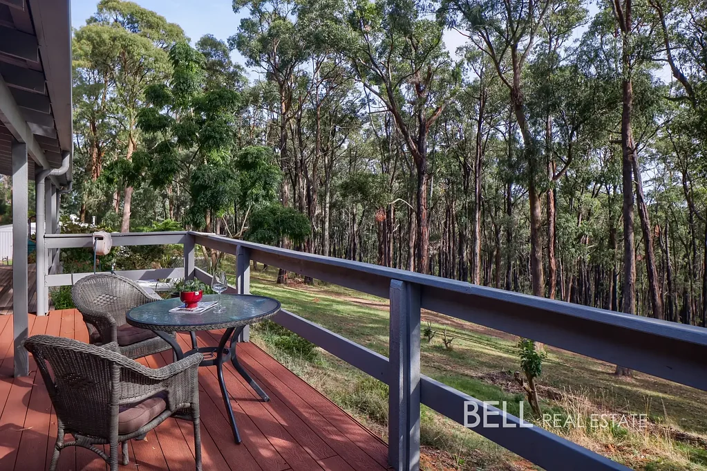 6 Azalea Crescent, Emerald, VIC 3782