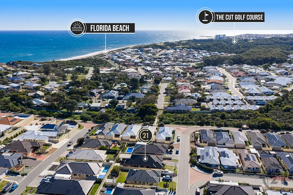 Dawesville 4房  Contemporary Coastal Living with Space, Style & Side Access