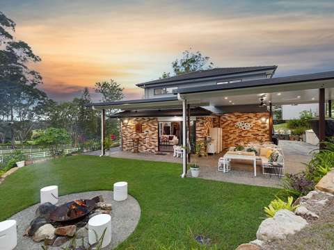 Tallebudgera Valley 5 Bedroom Charming Semi-Acreage with Modern Spacious Living including Studio and Shed