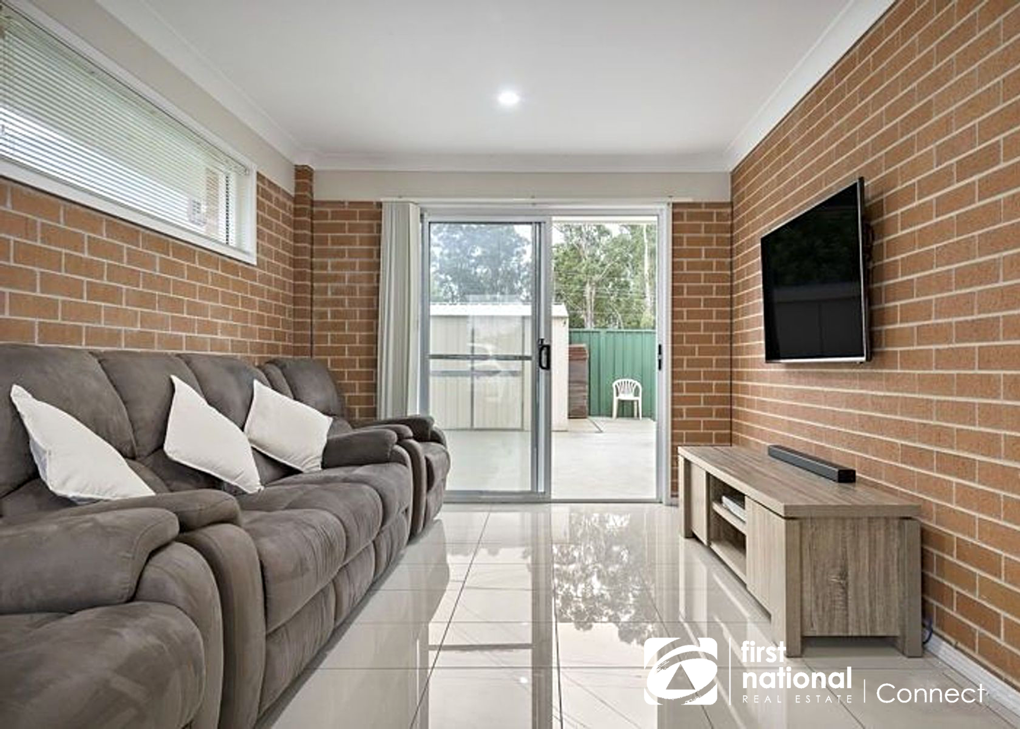 15A DONCASTER AV, CLAREMONT MEADOWS NSW 2747, 0部屋, 0バスルーム, House