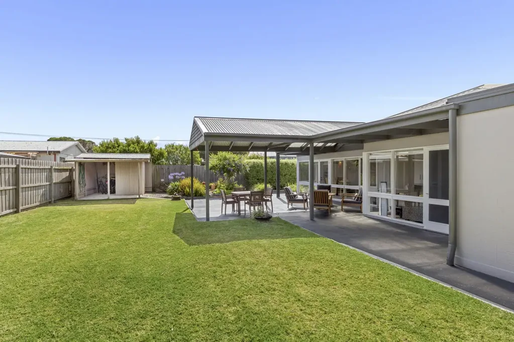 16 Rigby Street, St Leonards, VIC 3223