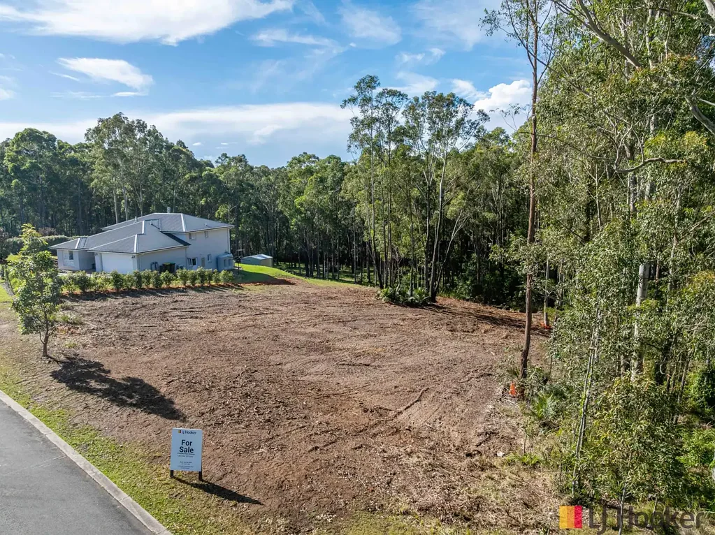 Batehaven 5031m2 block with DA approved house plans!
