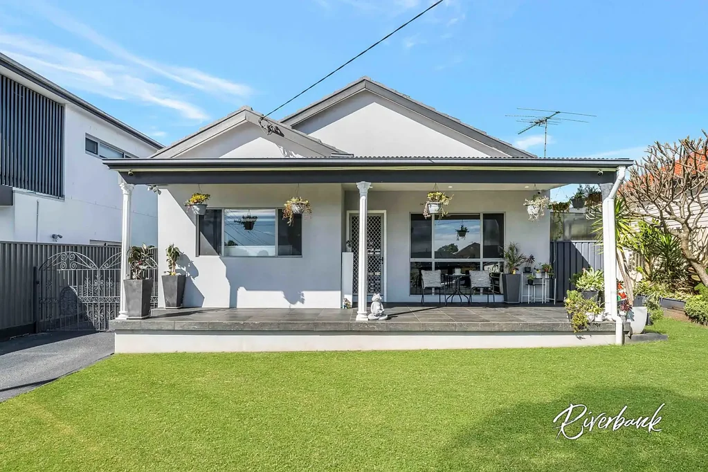 Merrylands 5ਬੈੱਡਰੂਮ A Home That Fits Every Chapter of Family Life