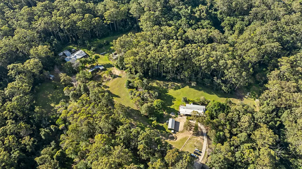 Glenview 3 Bedroom 80 Acres of Privacy & Potential