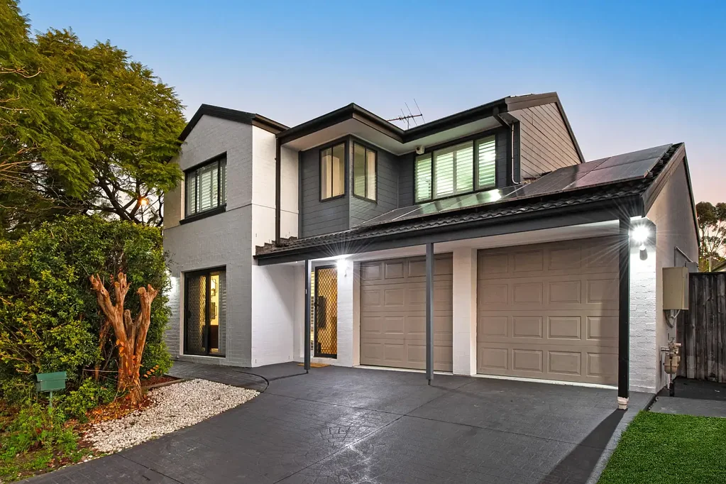 Parklea 4 Slaapkamer AUCTION ON-SITE Sunday 16th August 11am