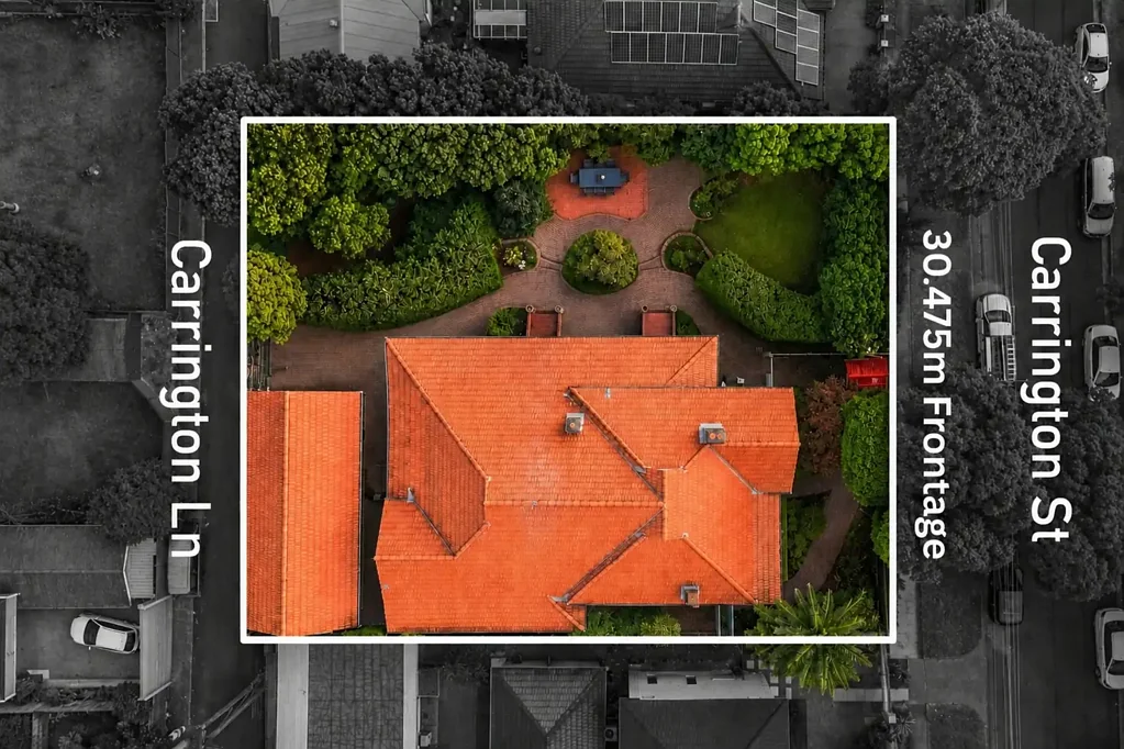 North Strathfield 4房 双砖爱德华时代 1111.3sqm双地块 R3中密区划 宽敞临街面 顶尖学校环绕 步行火车站与Bakehouse Quarter 优雅庭院绿洲 三车位锁闭车库 Grand Double-Brick Federation Residence on a Rare 1,111sqm Landholding