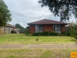 77 Childs Street, Melton South