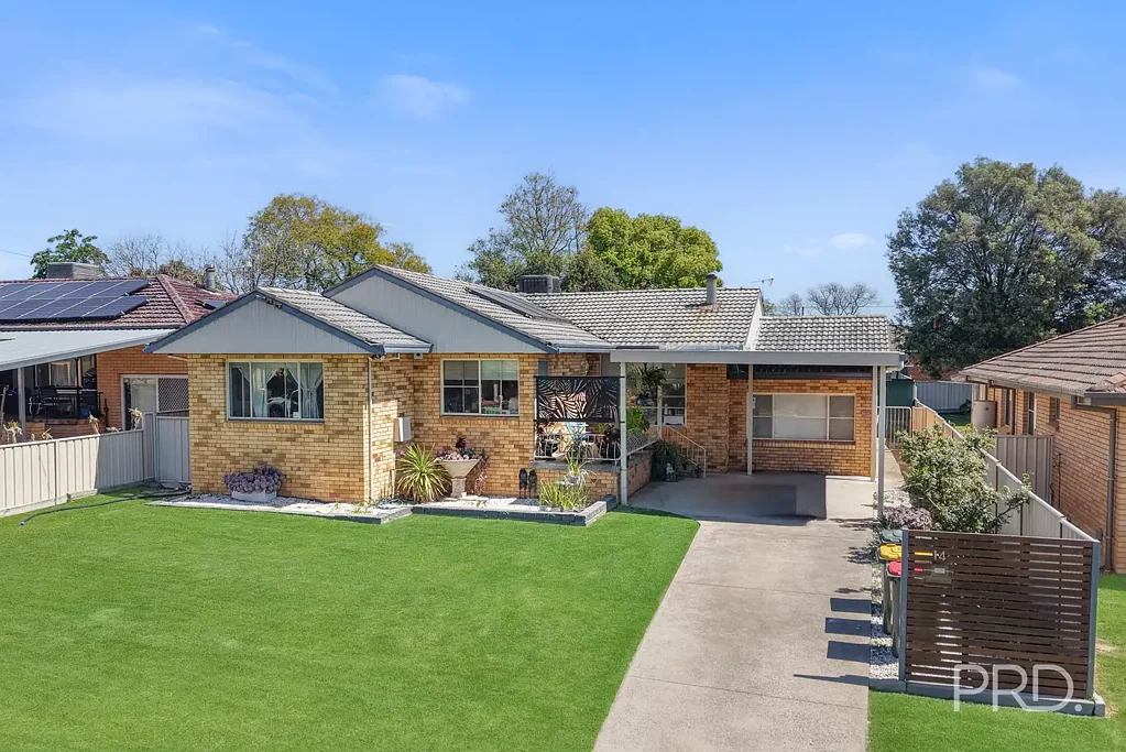 South Tamworth 4ਬੈੱਡਰੂਮ Comfortable Family Living