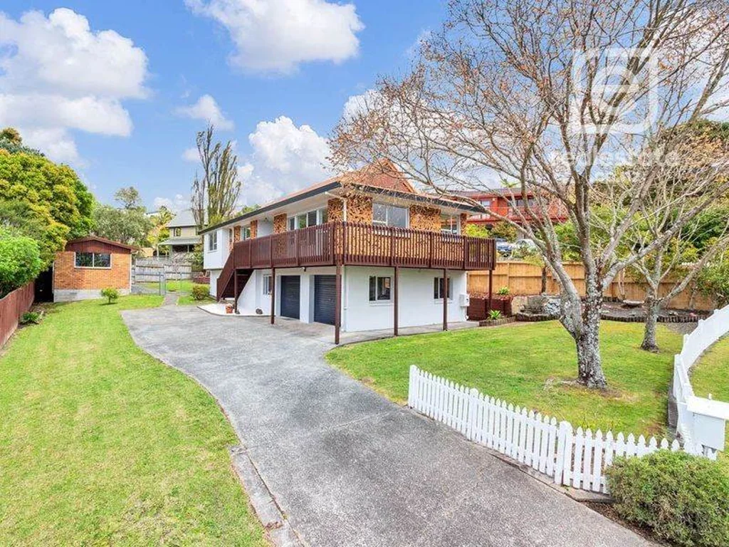 Browns Bay 4બેડરૂમ Property Highlights: Rangi School Zone