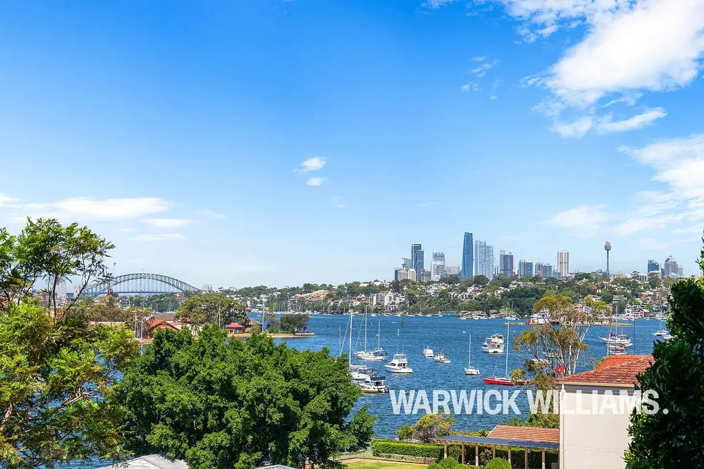 Drummoyne 3Kwarto Luxury Waterfront Apartment with Harbour Views in a Prime Location