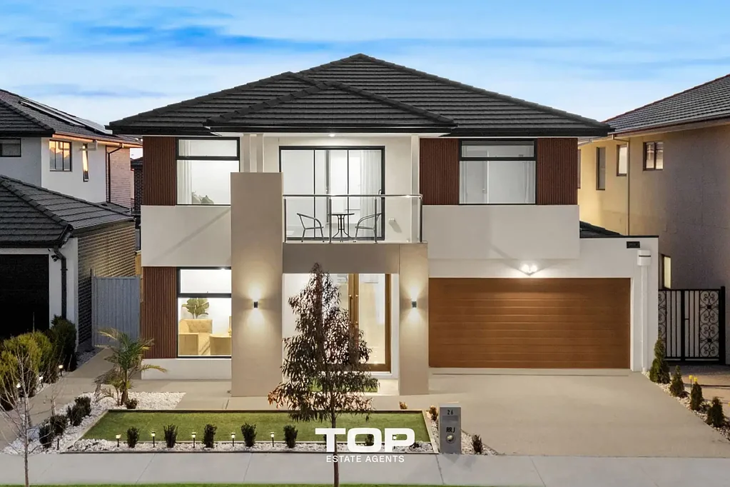 Clyde North 5房  Prestigious Park-Front Luxury in Meridian Estate