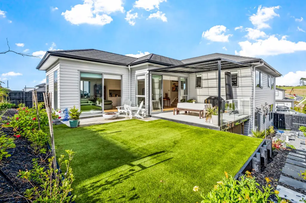 Millwater 5房  Affordable Two-Level Family Home