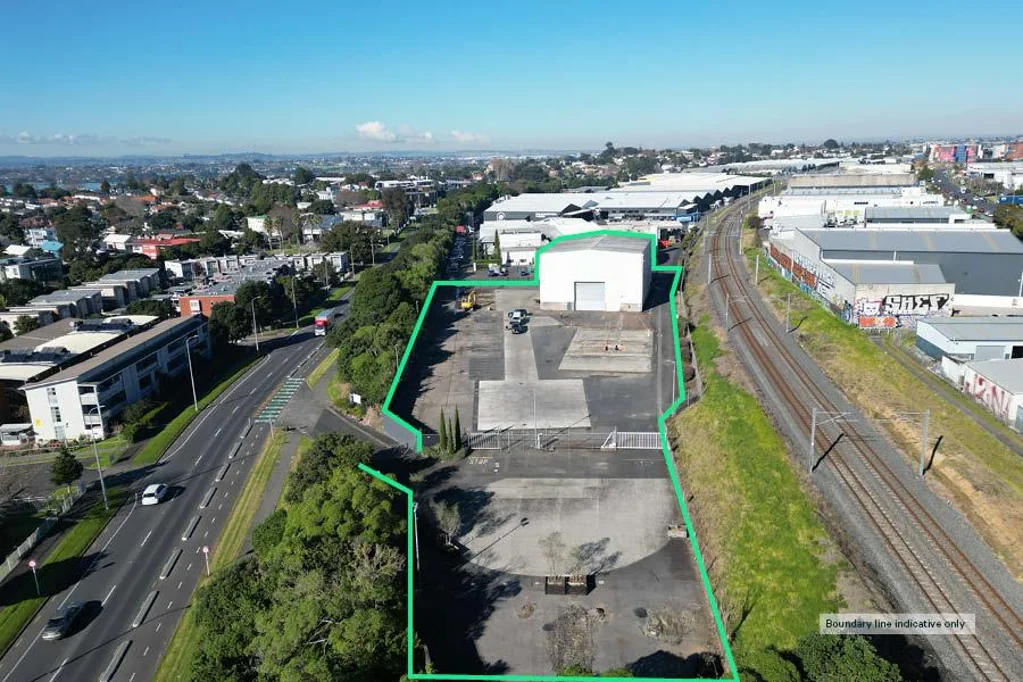 Mount Wellington Secure 7,425sqm Yard with High Stud Warehouse