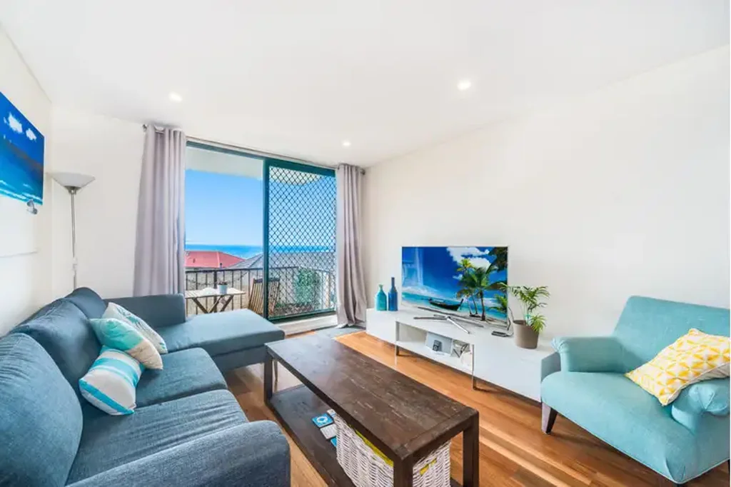 Executive Beachside Apartment