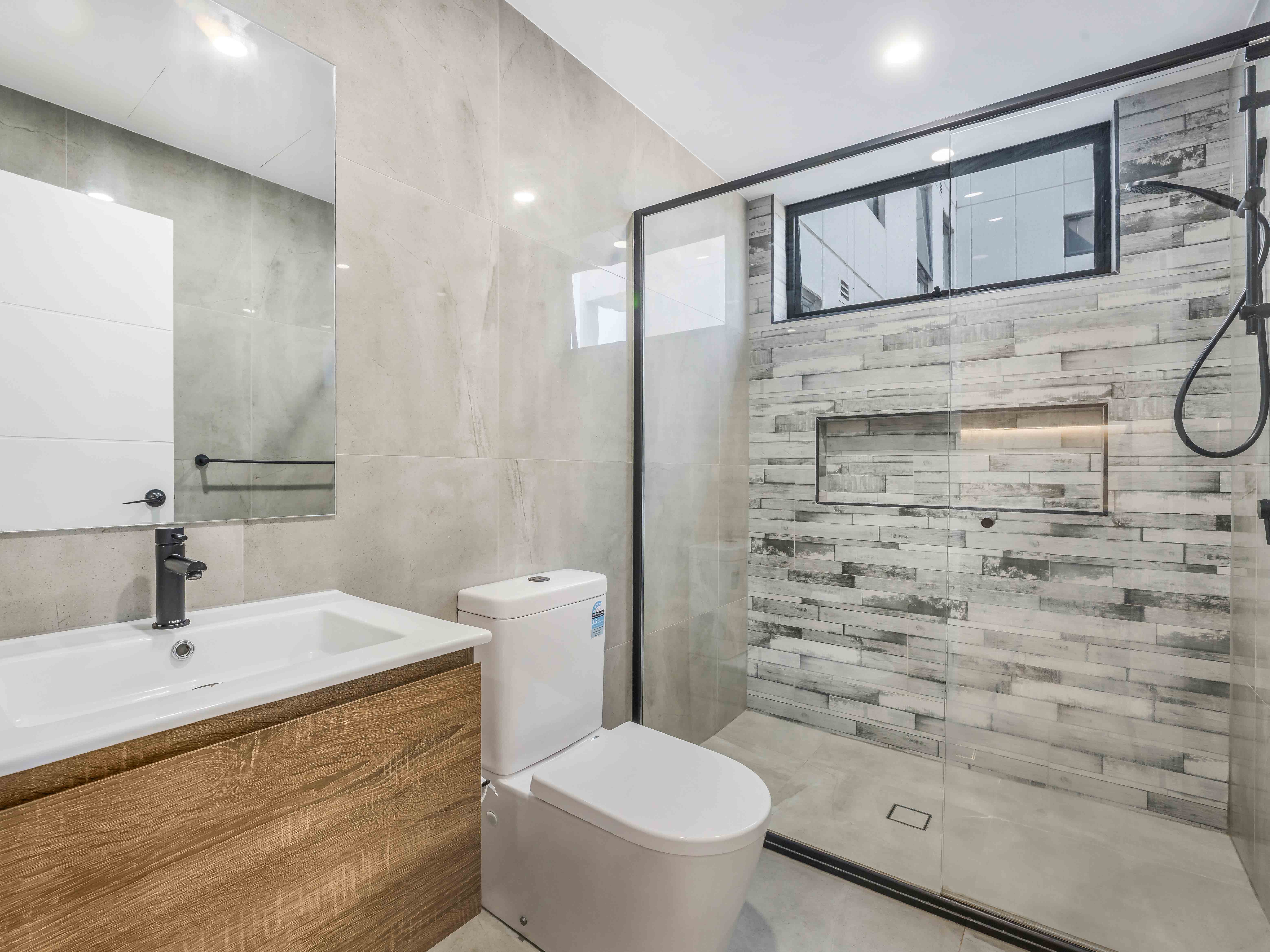 51-55 HUTTON RD, EDMONDSON PARK NSW 2174, 0 Kuwarto, 0 Banyo, Studio