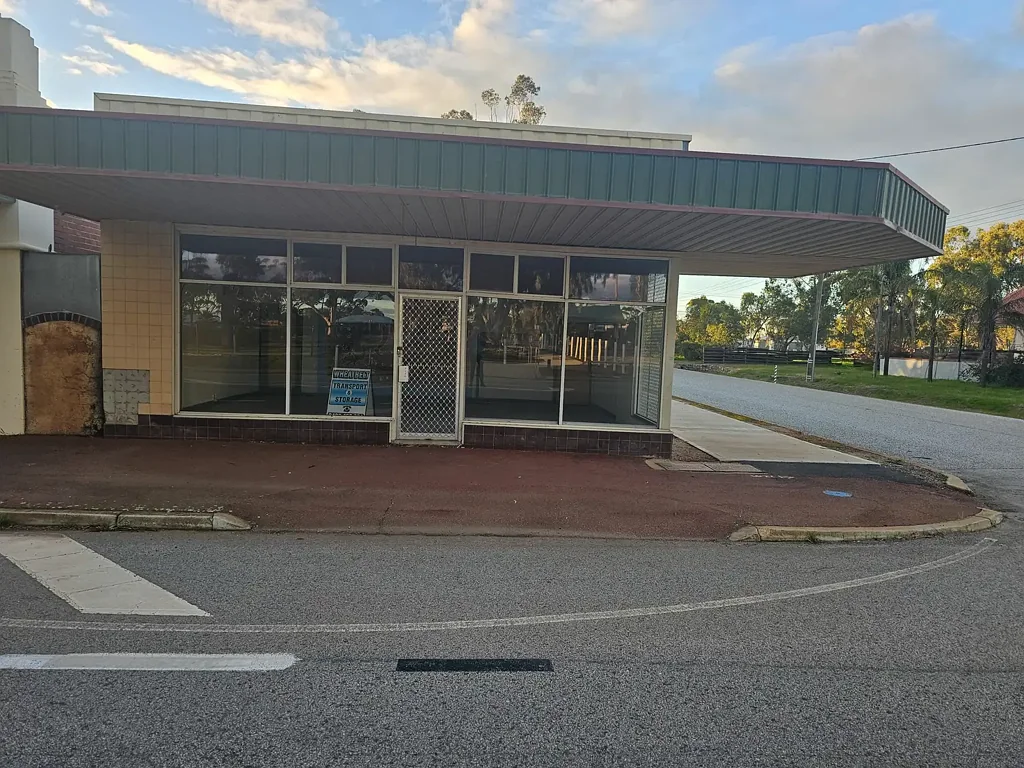 Tammin STUDIO/OFFICE/SHOP
BUSINESS OPPORTUNITY IN TAMMIN
$145,000.00