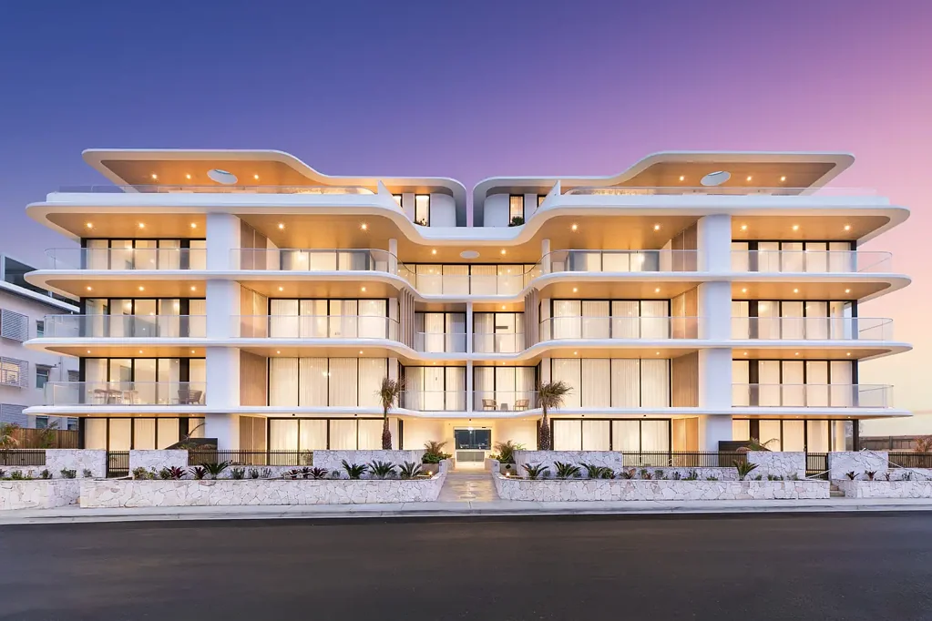 Cronulla 3 Bedroom SOLSTICE - NORTH CRONULLA - BE IMMERSED IN COASTAL OPULENCE