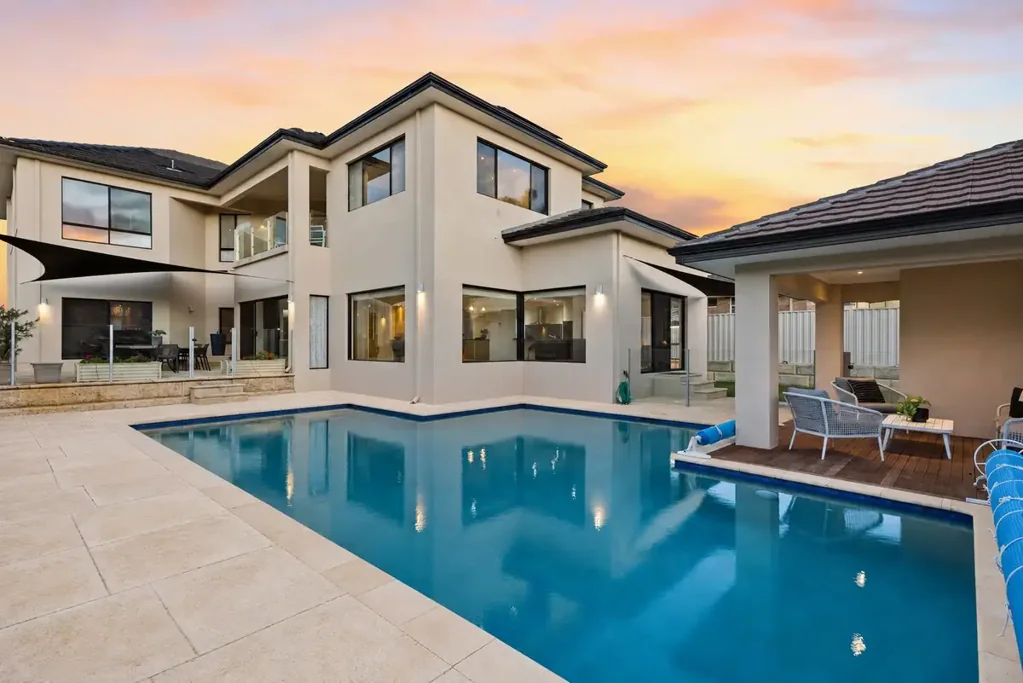 South Perth 5 Bedroom A LANDMARK FAMILY RESIDENCE WITH SWEEPING RIVER & CITY VIEWS