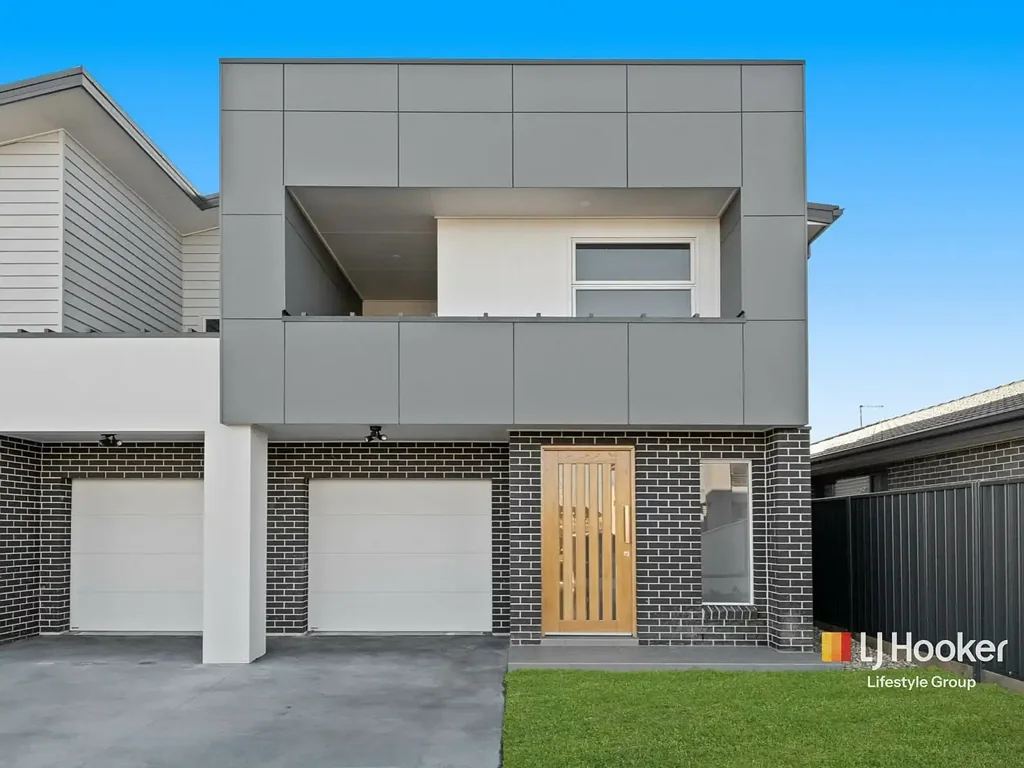 Catherine Field 4Moenga Exceptional Duplex Opportunity – Ideal Investment with Long-Term Tenant in