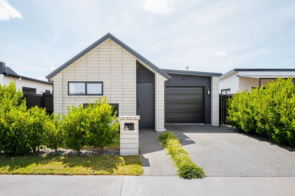 Chartwell 3 Bedroom As Good As New