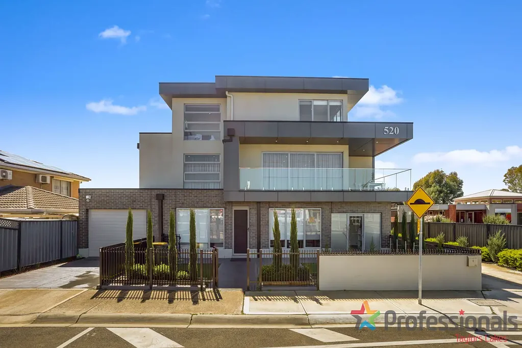 Rare Modern Living with Prime Main Road Exposure