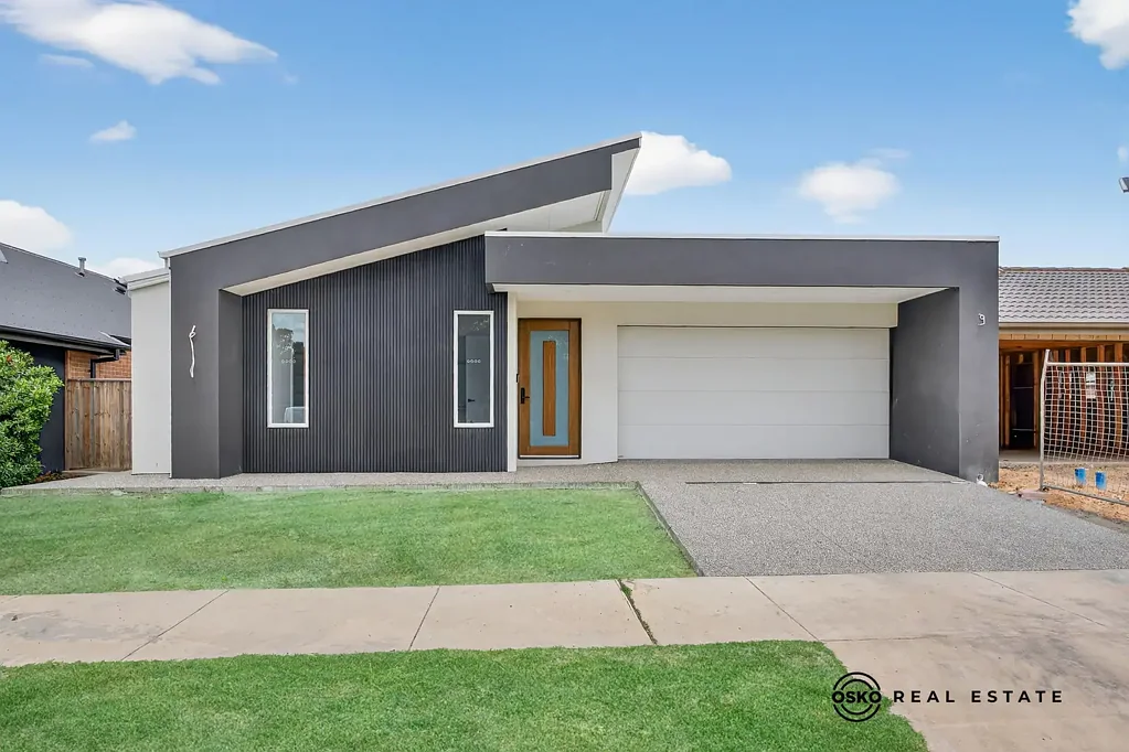 21 Stream Street, Mount Duneed, VIC 3217