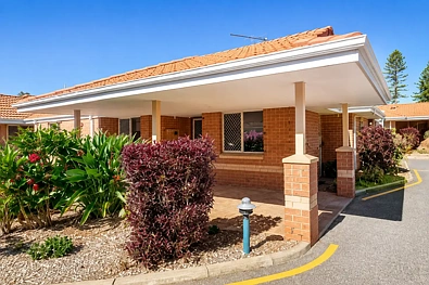 Geraldton 2房  Beautifully Refurbished 2 Bedroom Unit with Spacious Alfresco , Lease for Life  at Harbour Pines Retirement Village