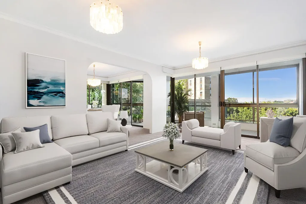 Spacious 3 bedroom apartment in one of Sydney's most prestigious suburbs