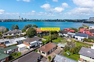 3/11 Fenwick Avenue, Milford, North Shore City