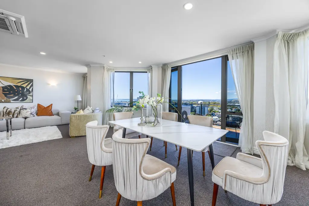 Grafton 2Zimmer Auckland CV's Down 9% - Phoenix Gardens Up 15%!