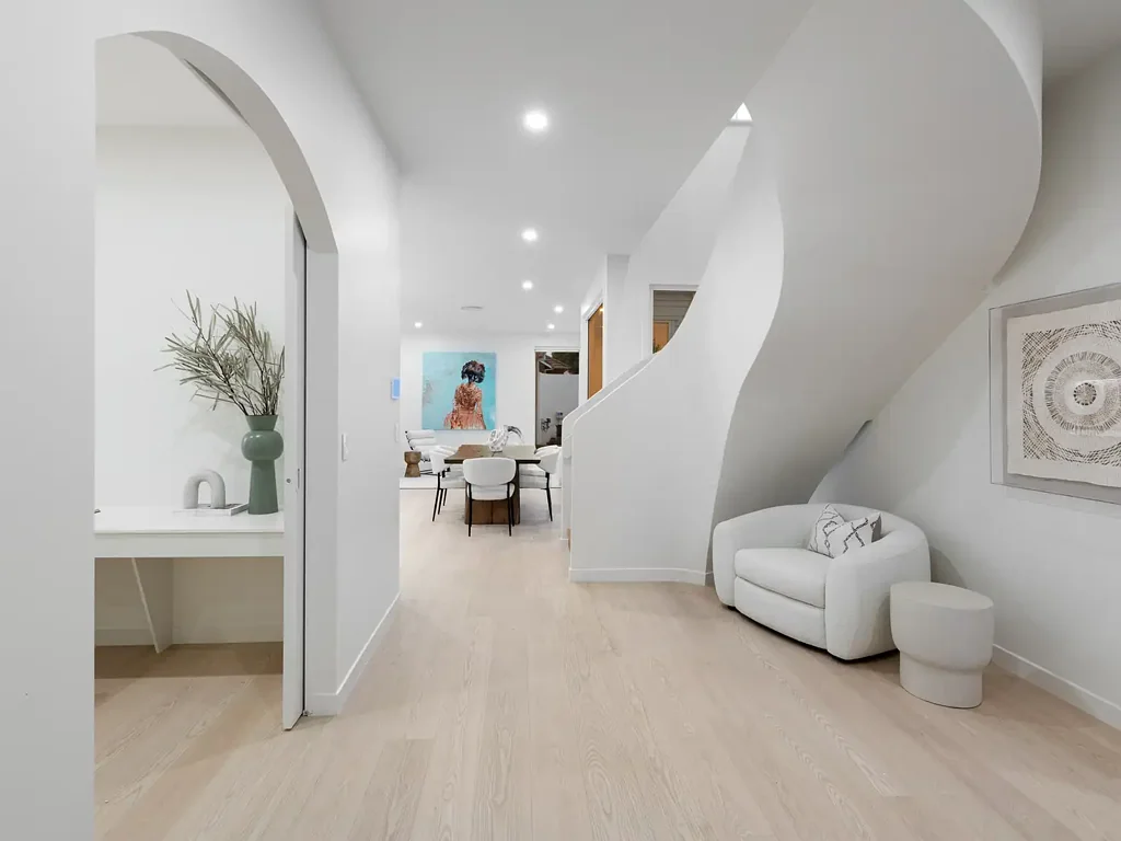 Morningside 5 Bedroom Desert modernist-style home offering luxurious lifestyle on 450m2