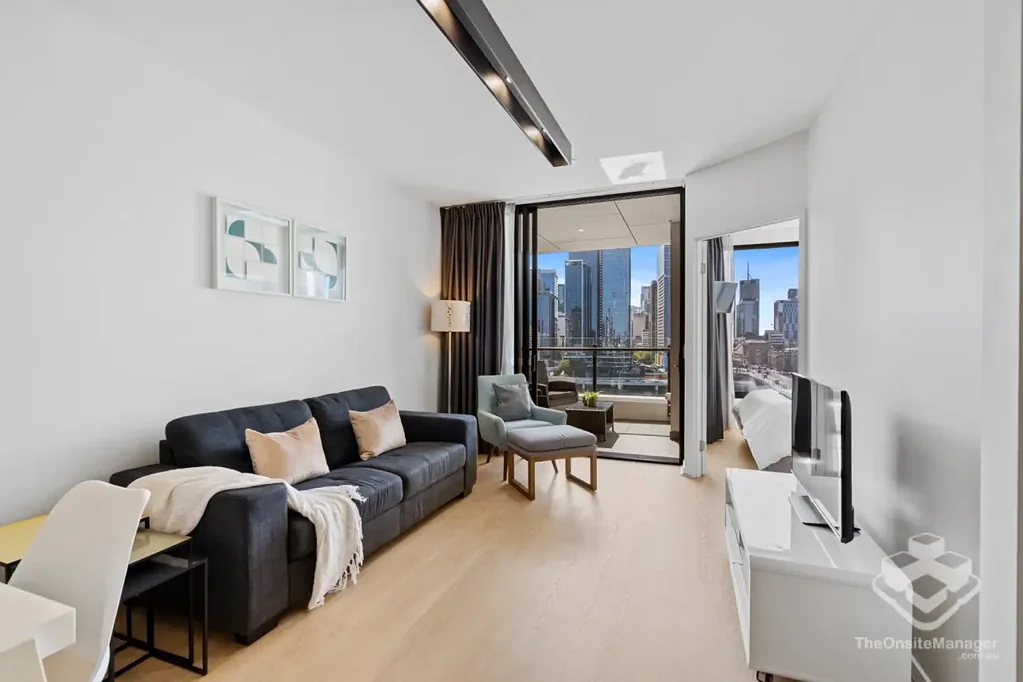 South Brisbane 1房 South Brisbane 最佳地段，无与伦比的城市和 River 景观 UNMATCHED CITY & RIVER VIEWS IN SOUTH BRISBANES BEST LOCATION