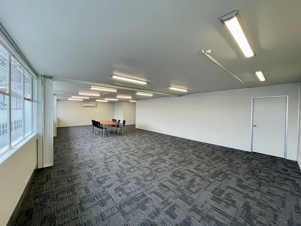 Auckland Central Available Now!