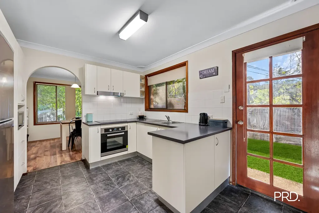 132 Hawkesbury Road, Springwood, NSW 2777