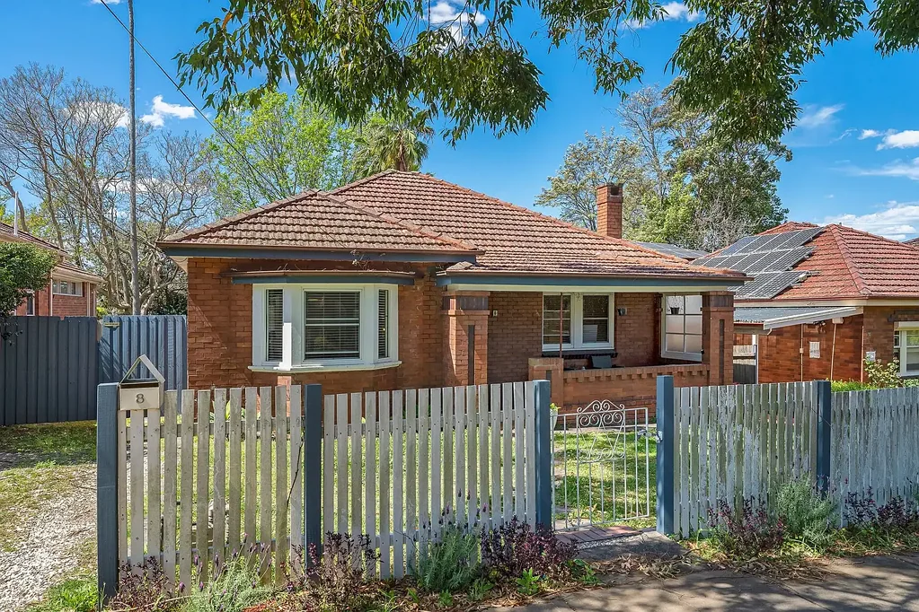 8 Wentworth Road, Eastwood, NSW 2122