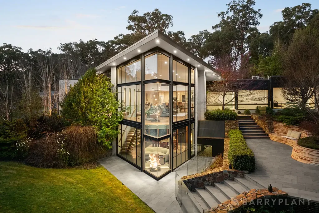 Macclesfield 4कमरा ARCHITECTURAL EXCELLENCE, AWARD-WINNING GARDENS & 4.71 HECTARES