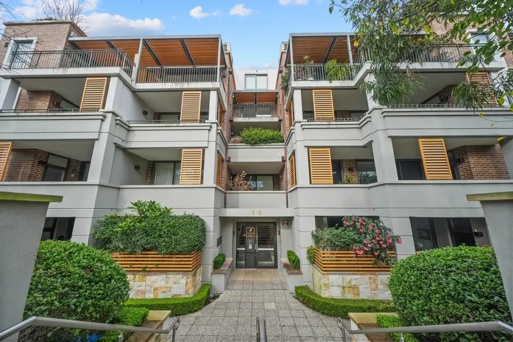 Beecroft 2Moenga Contemporary Two-Bedroom Apartment in the Heart of Beecroft