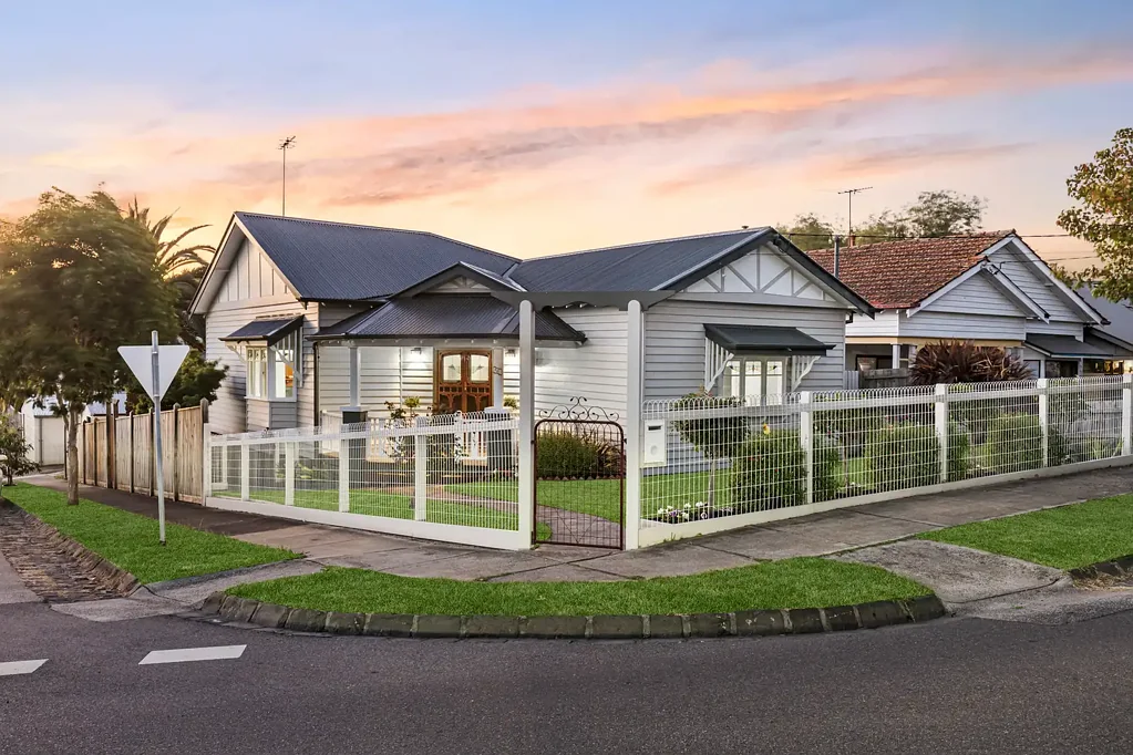 30 Clarinda Road, Essendon, VIC 3040