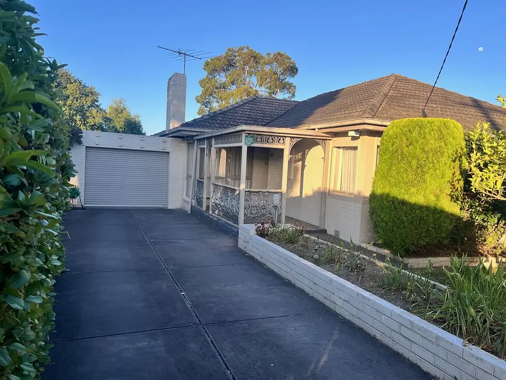 Great Location - Easy Access to Tunstall Square