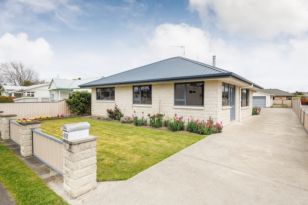 Feilding 3 Slaapkamer Location wins every time!