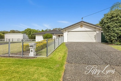 30A WEBSTER DR, CABOOLTURE QLD 4510, 4 phòng ngủ, 2 phòng tắm, House