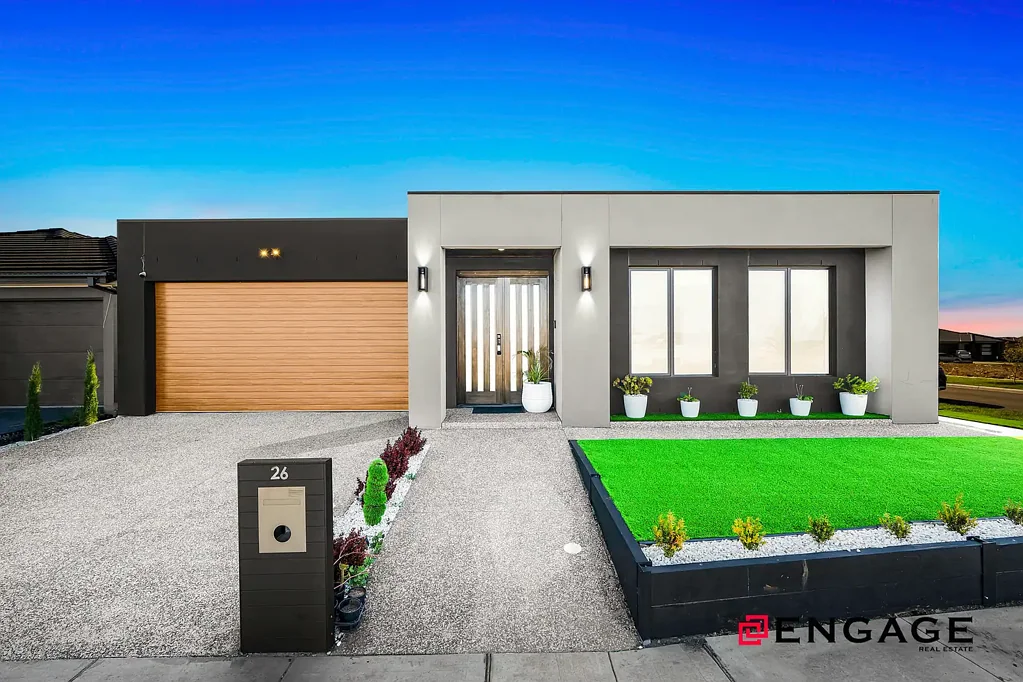 Mambourin 4ਬੈੱਡਰੂਮ Please call Inder Bajwa 0466777047 to book a private inspection. 

EAST-FACING FULLY UPGRADED NEAR-NEW HOME ON 440 SQM LAND