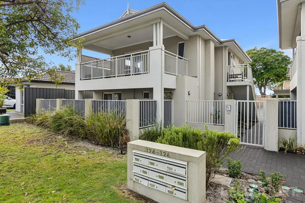 Bassendean 2침실 Modern Ground Floor Living