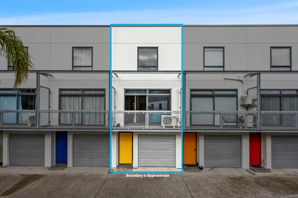 3 bedrooms townhouse with a two car garage